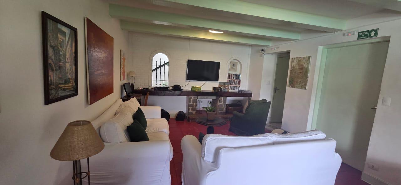 Sala de TV — UNIDADE ESPECIALIZADA